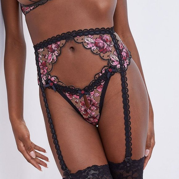 For LOVE and LEMONS Juliet Garter Belt LIMITED TIME AVAILABLE ❤❤